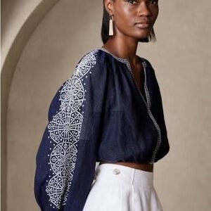 Banana Republic Yara Navy Embroidered Women's Top